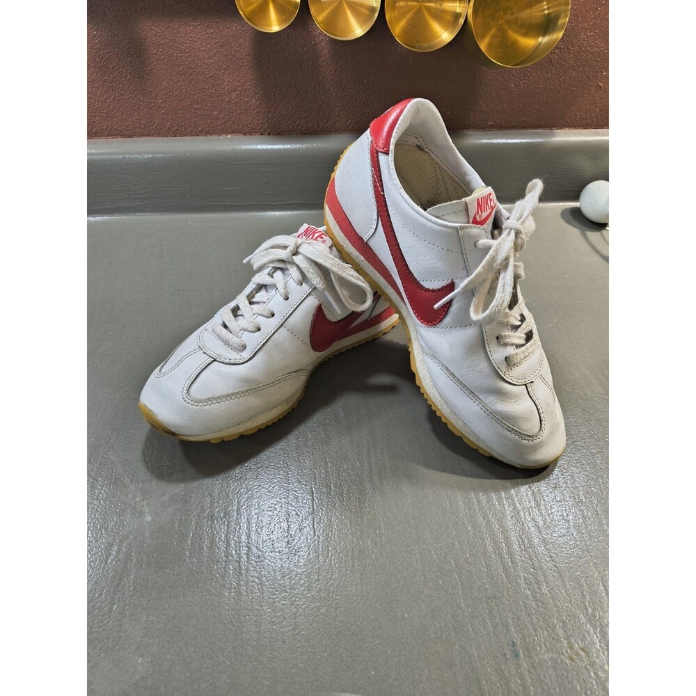 2003 Nike Oceania White Red Leather Retro Running Shoes Women's Size 6.5